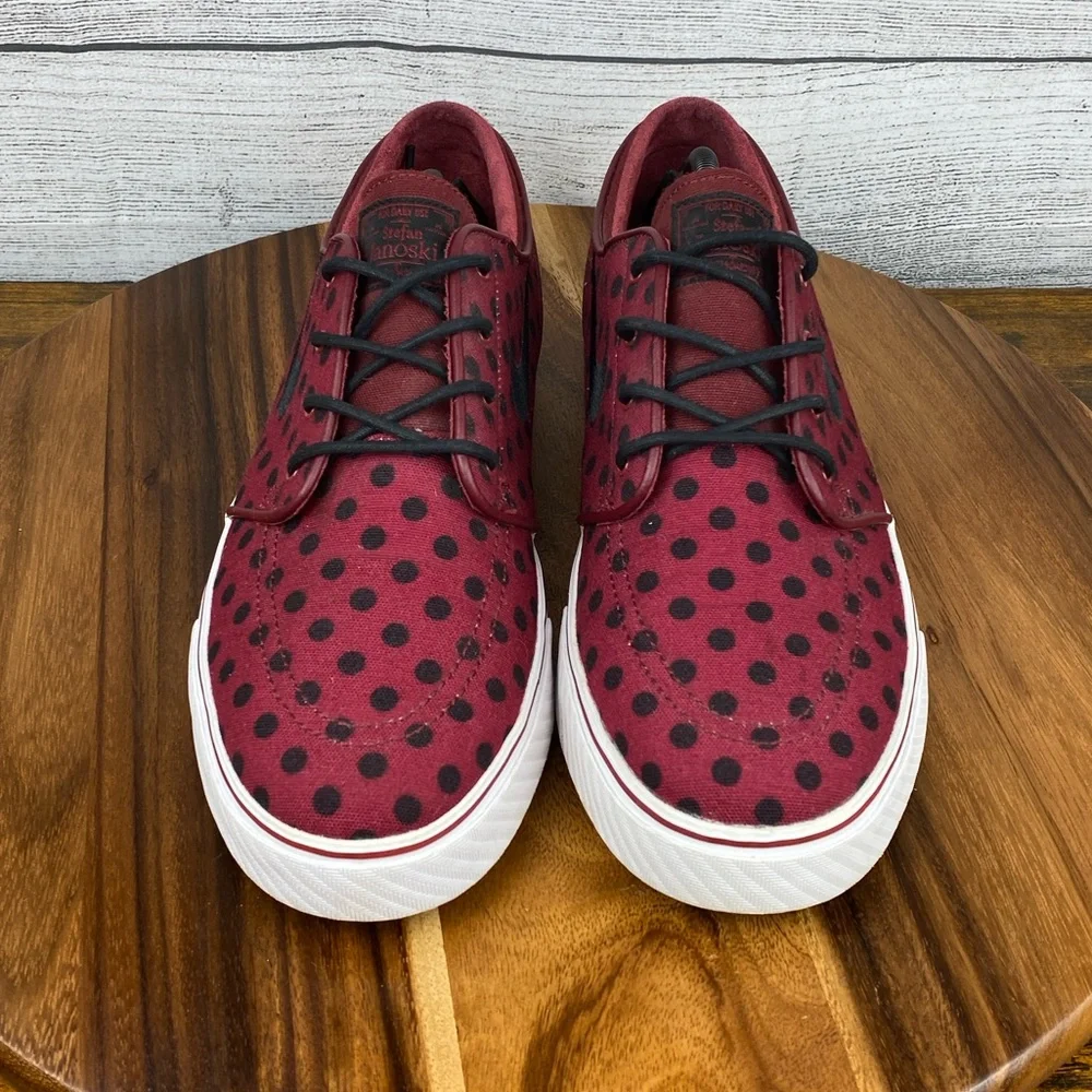 Nike SB Zoom Stefan Janoski Canvas Team Red Polka Dot Shoe 705190-601 Men’s 12